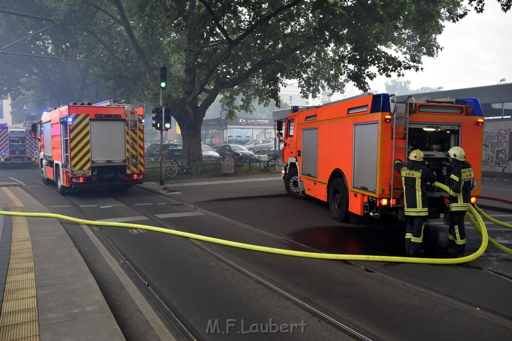 Feuer 3 Koeln Zollstock Hoenninger Weg P218.JPG - Miklos Laubert